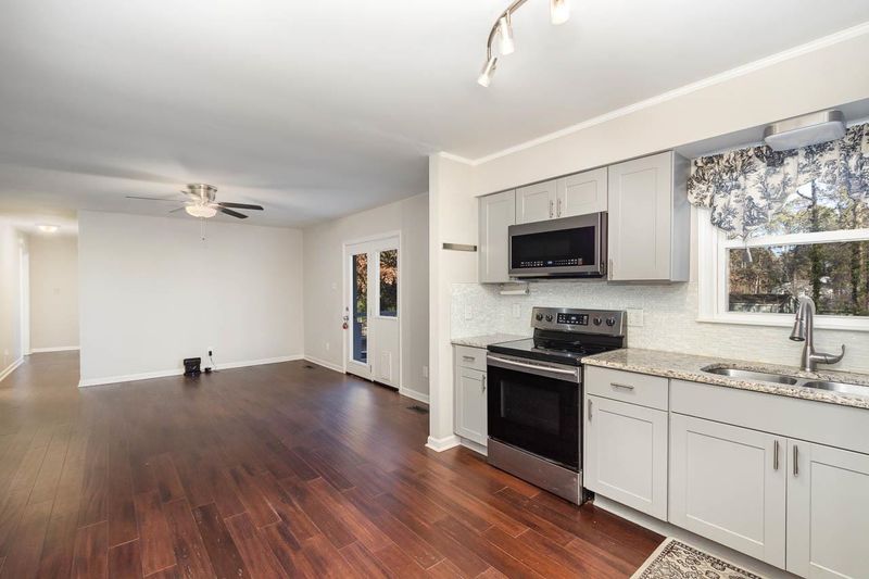 5340 Yardley Ter, Durham, NC 27707
