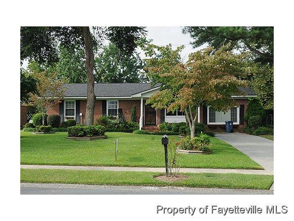 5341 Plateau Ct, Fayetteville, NC 28303