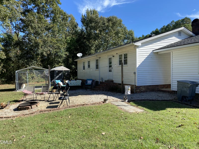 5345 Christian Light Rd, Fuquay Varina, NC 27526