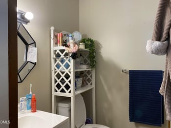 5345 Christian Light Rd, Fuquay Varina, NC 27526