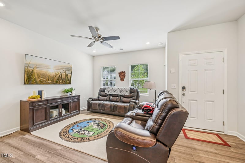5348 Arkose Dr, Raleigh, NC 27610