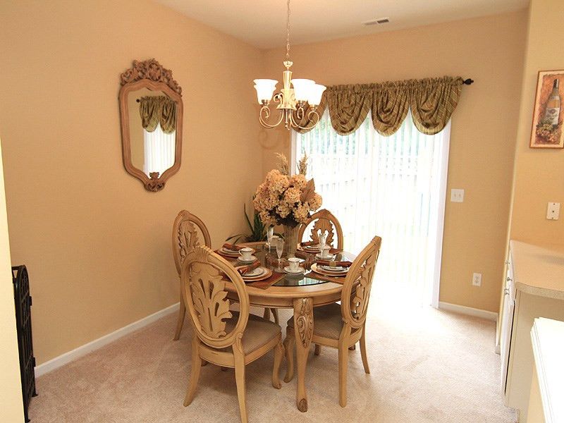 5349 Glen Canyon Rd, Raleigh, NC 27616