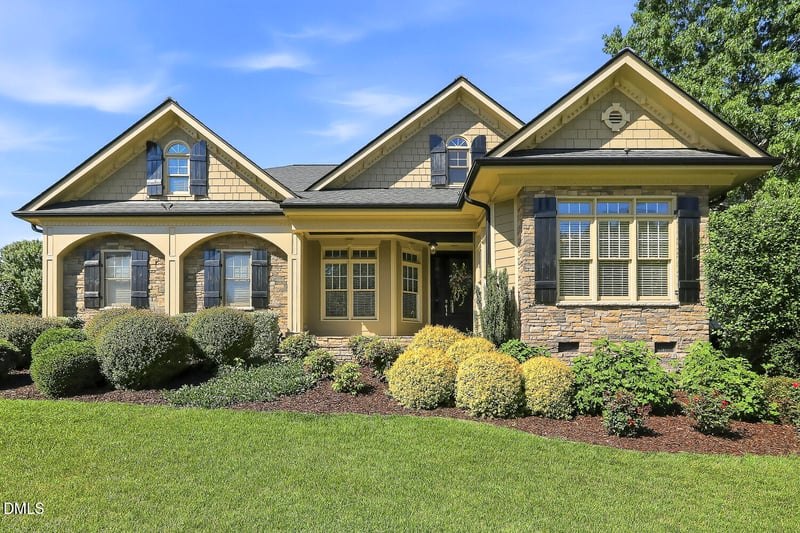 535 Apalachia Lake Dr, Fuquay Varina, NC 27526