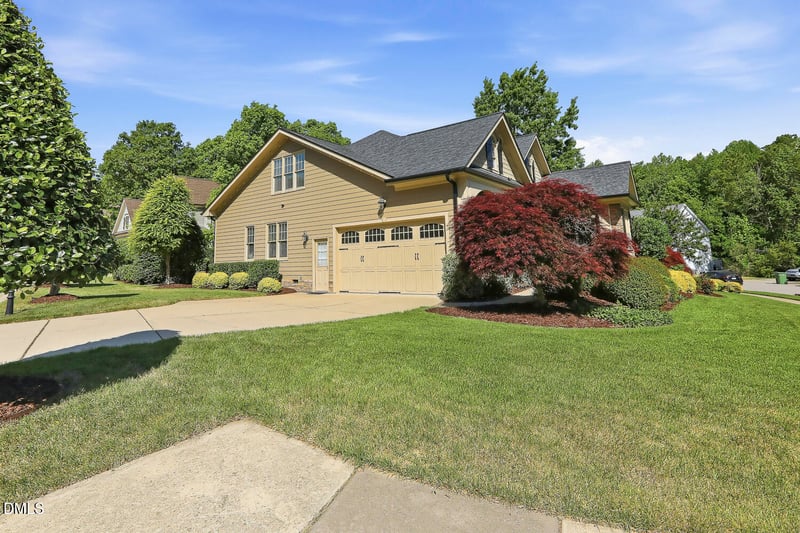 535 Apalachia Lake Dr, Fuquay Varina, NC 27526