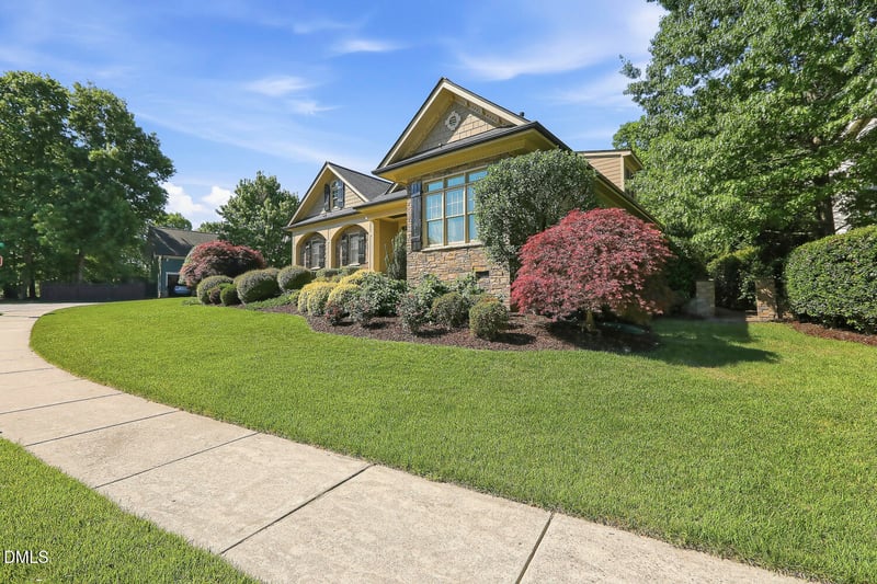 535 Apalachia Lake Dr, Fuquay Varina, NC 27526