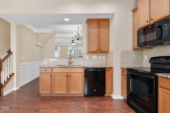 535 Berry Chase Way, Cary, NC 27519