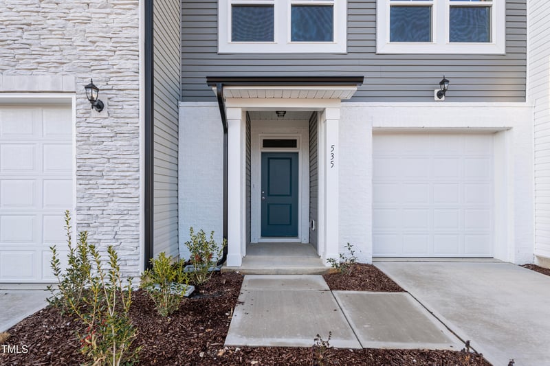 535 Eversden Dr, Zebulon, NC 27597