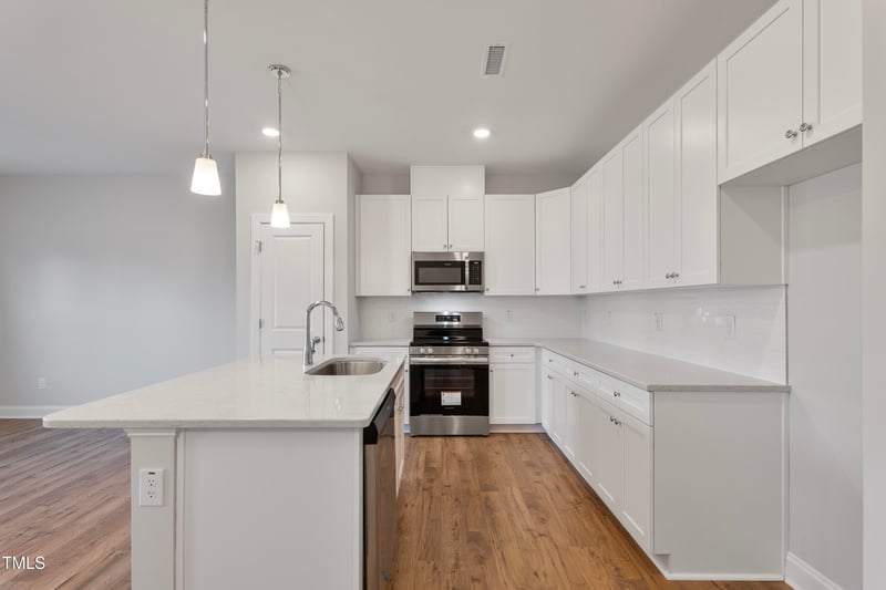 535 Eversden Dr, Zebulon, NC 27597