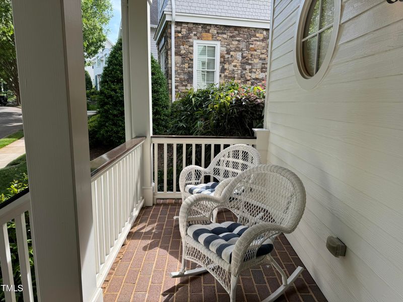 535 Guilford Cir, Raleigh, NC 27608
