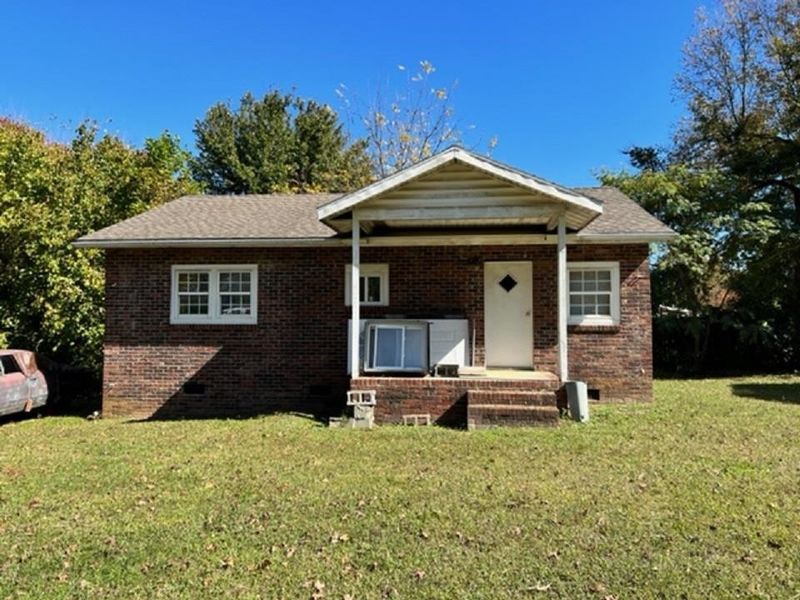 535 Harper Rd, Hillsborough, NC 27278