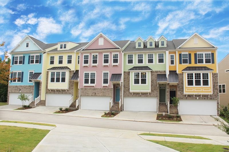 535 Metro Station #5, Apex, NC 27502