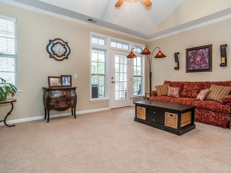 535 Weather Ridge Ln #15, Cary, NC 27513