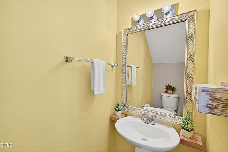 5351 Cog Hill Ct, Raleigh, NC 27604