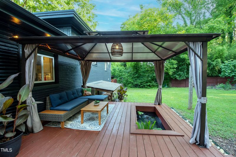 5352 Barclay Dr, Raleigh, NC 27606