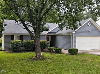 536 Crossview Ln, Durham, NC 27703