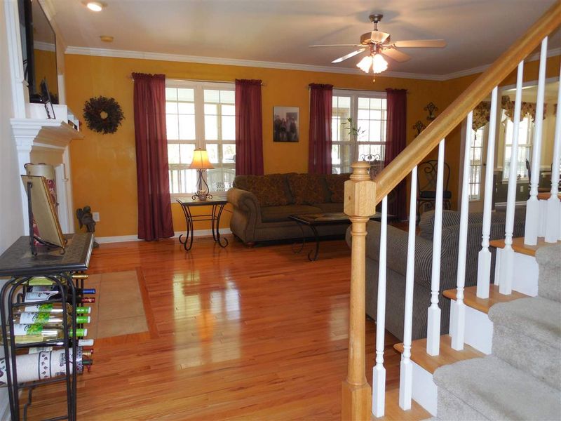 536 Durwood Dr, Raleigh, NC 27603