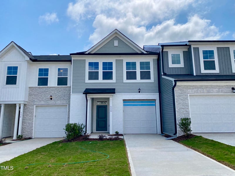 536 Eversden Dr, Zebulon, NC 27597