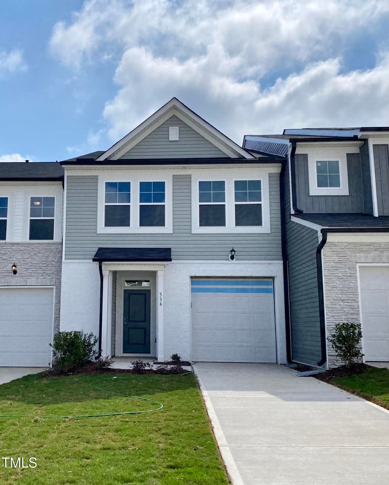 536 Eversden Dr, Zebulon, NC 27597