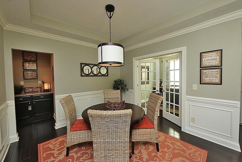 536 Finnbar Dr, Cary, NC 27519