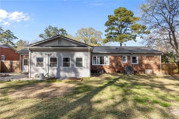 536 Glen Canyon Dr, Fayetteville, NC 28303