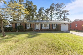 536 Glen Canyon Dr, Fayetteville, NC 28303