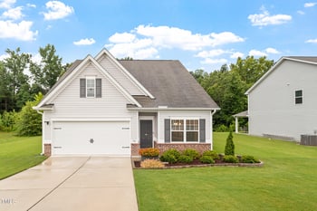 536 Lionheart Ln, Sanford, NC 27330