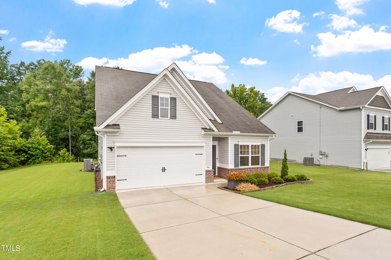 536 Lionheart Ln, Sanford, NC 27330