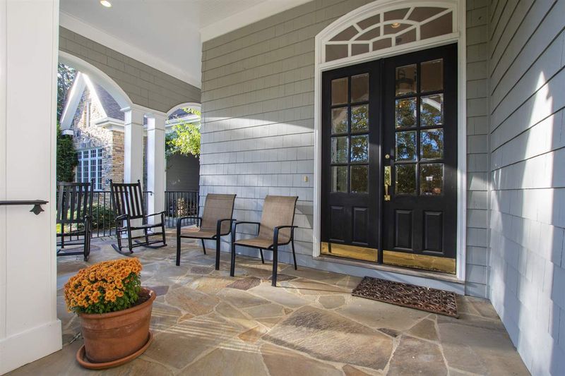 536 Meadow Rn, Chapel Hill, NC 27517