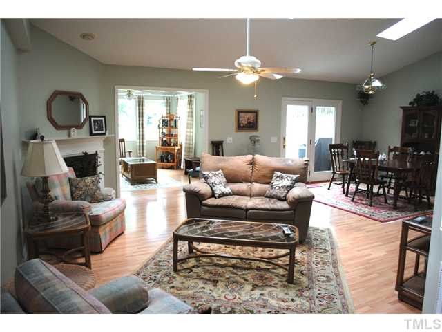 536 Perth Dr, Sanford, NC 27332