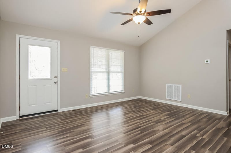 536 Shawnee Dr, Louisburg, NC 27549