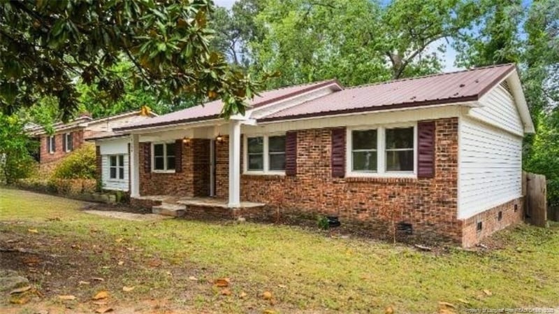 5364 Silver Pine Dr, Fayetteville, NC 28303