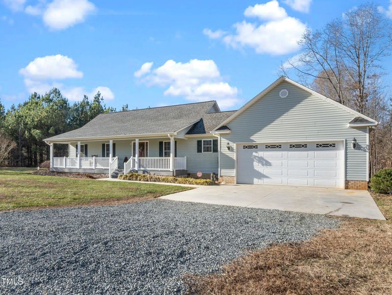 5368 Hoover Dr, Burlington, NC 27217