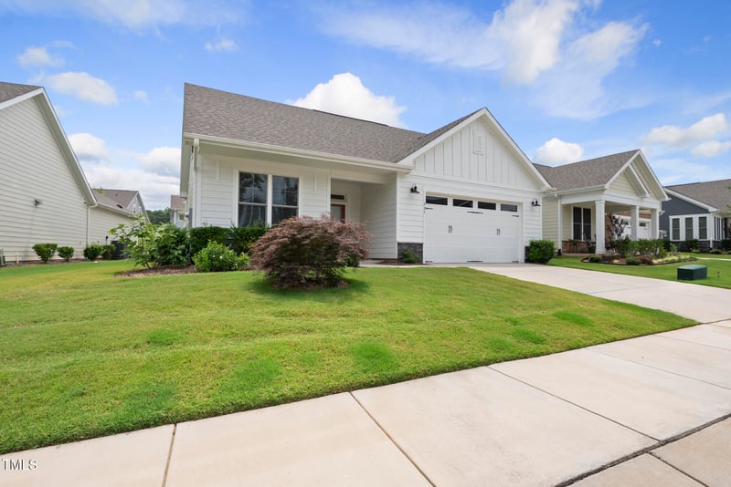537 Bramble Ln, Clayton, NC 27527