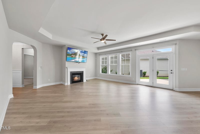537 Bramble Ln, Clayton, NC 27527