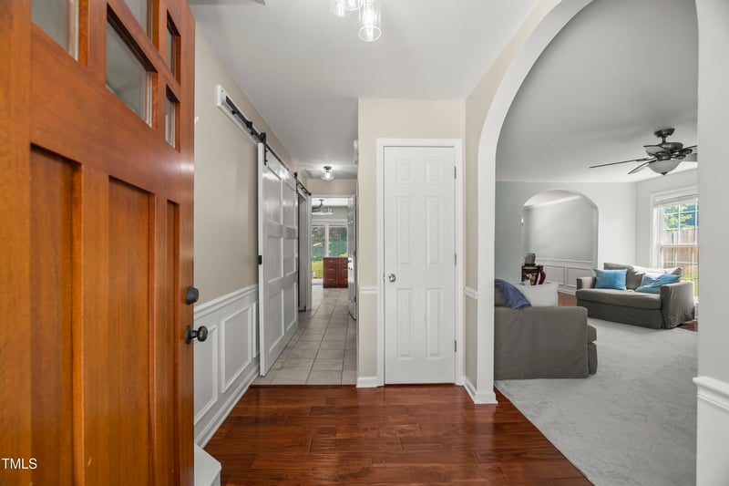 537 Crossview Ln, Durham, NC 27703