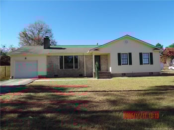 537 Deerpath Dr, Fayetteville, NC 28311