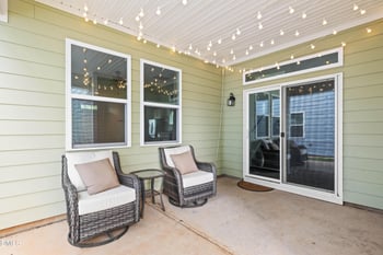 537 Duchart Ln, Fuquay Varina, NC 27526