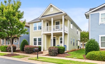 537 Duchart Ln, Fuquay Varina, NC 27526