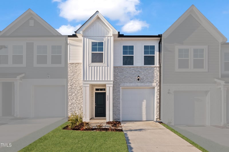 537 Eversden Dr, Zebulon, NC 27597