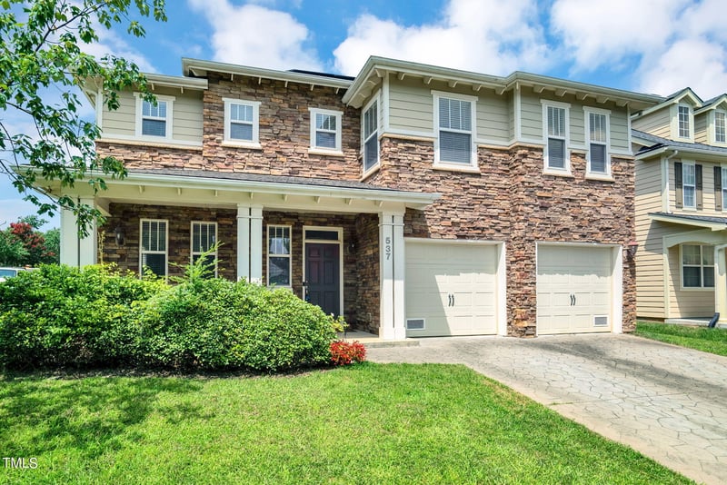 537 Front Ridge Dr, Cary, NC 27519