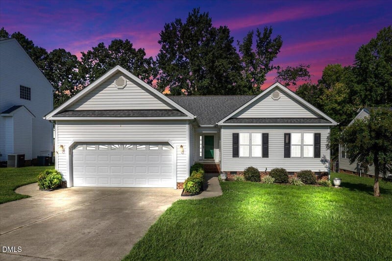 537 Hunter Way, Clayton, NC 27520