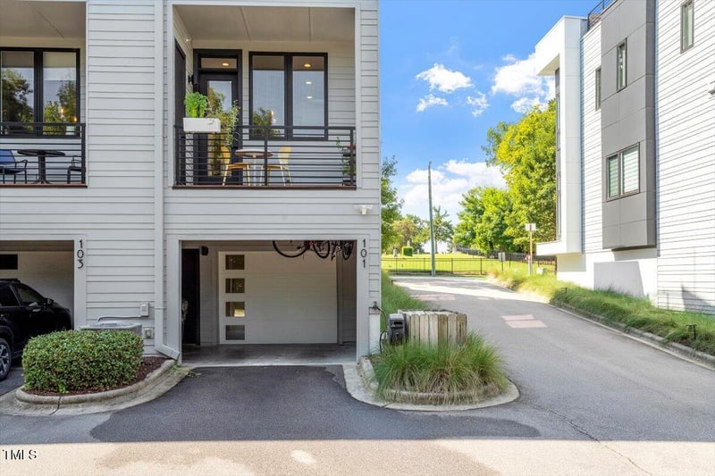 537 New Bern Ave #101, Raleigh, NC 27601