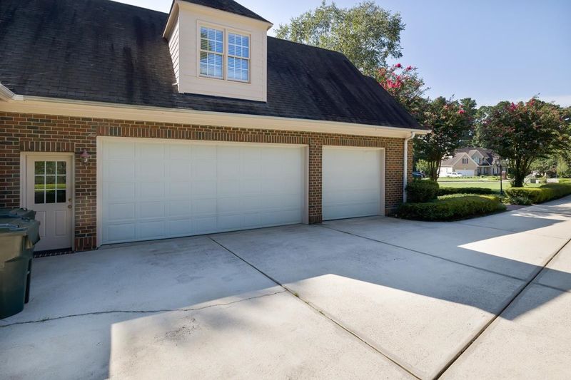 537 Sherrybrook Dr, Raleigh, NC 27610