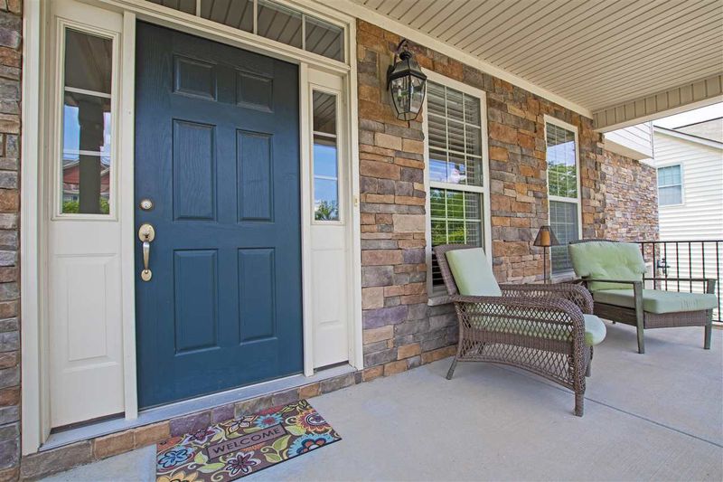 537 Stonecroft Ln, Cary, NC 27519