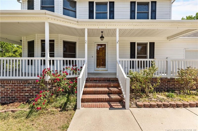 5372 Amberhill Ct, Fayetteville, NC 28311