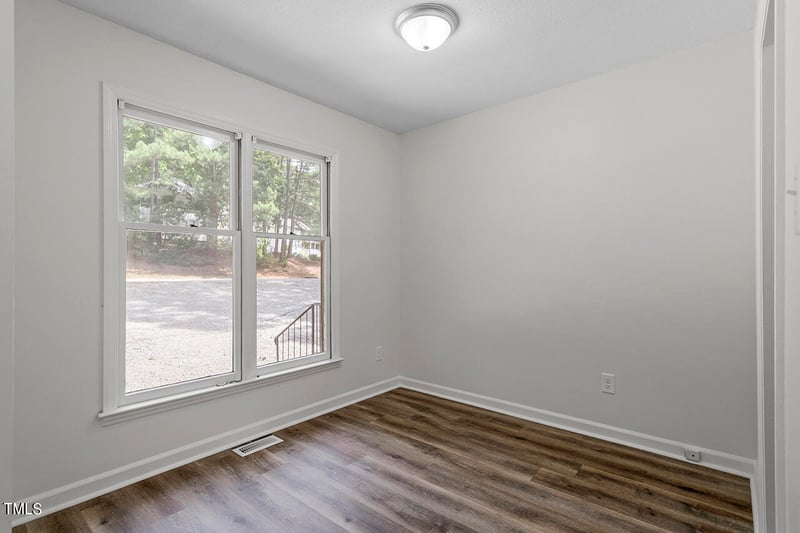 5375 Wayne St, Raleigh, NC 27606