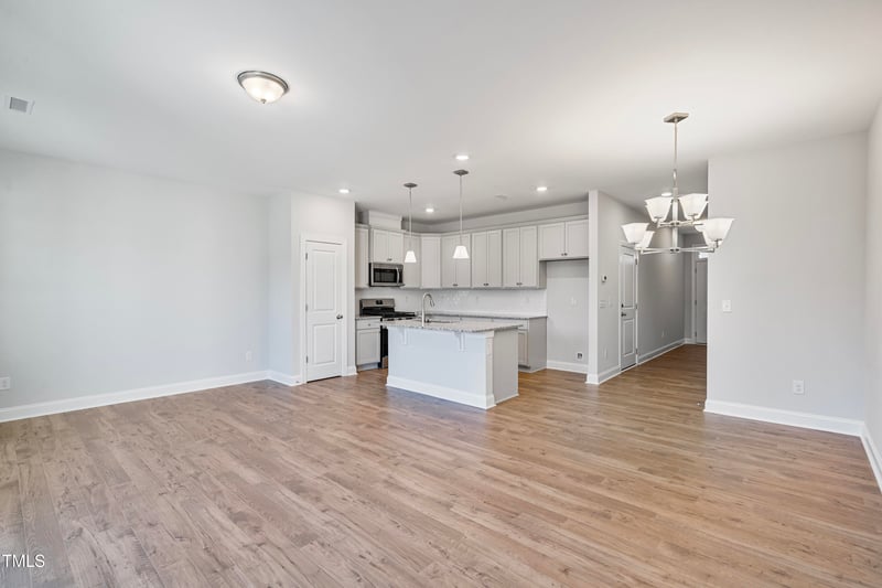 538 Eversden Dr, Zebulon, NC 27597