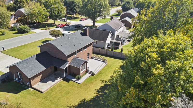 538 N Gurney St, Burlington, NC 27215