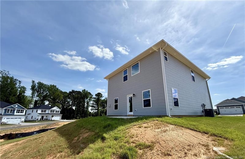 538 Middleton Ct, Sanford, NC 27730