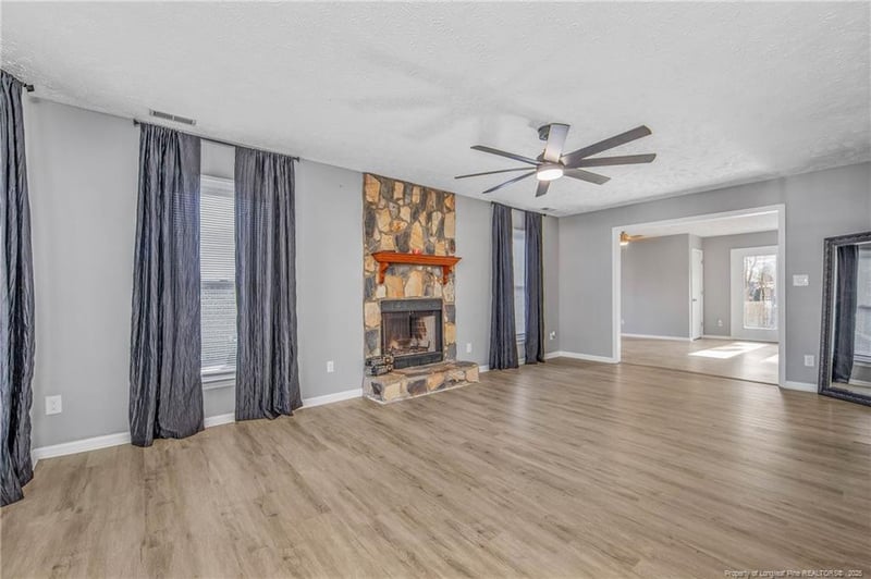 538 Old Farm Rd, Fayetteville, NC 28314